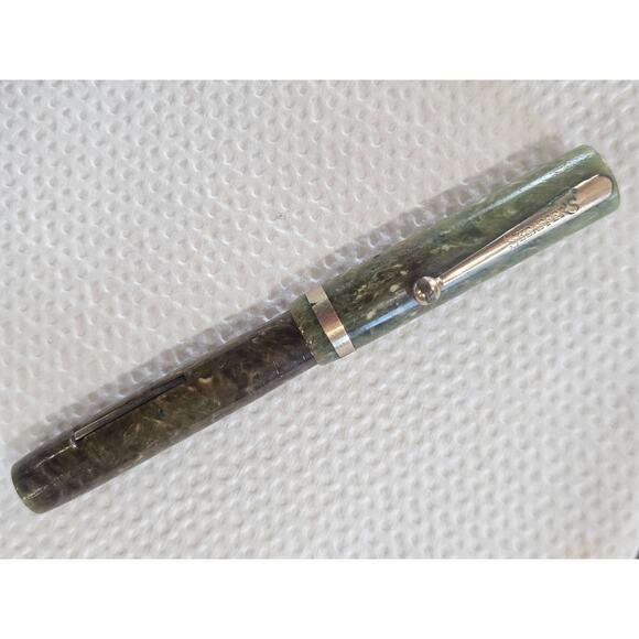 Sheafer senior flat top fountain pen in  Jade - Picture 1 of 10